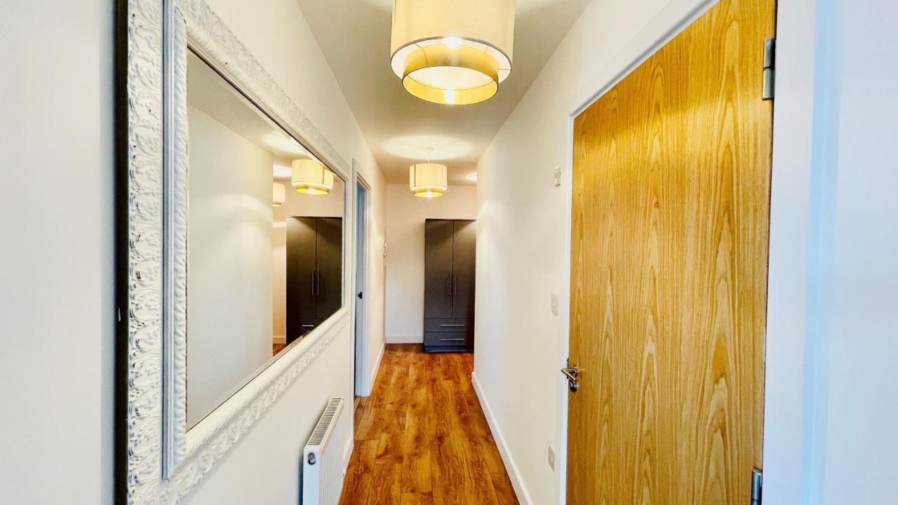 Urban Gem Apartment- Free Parking Enfield Eksteriør billede
